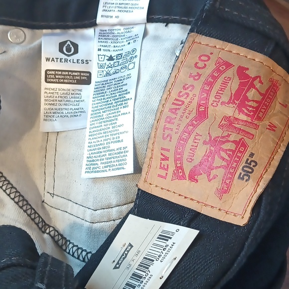 Levi's Tall Mens 505 Regular fit jeans Sz 32 x 38 Levi's black Denim straight - Picture 2 of 13